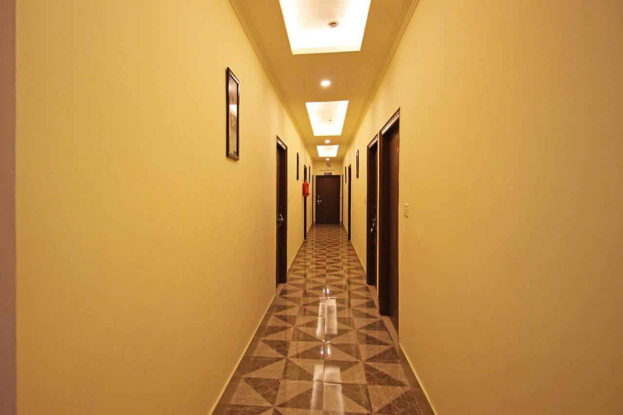 Oyo 5424 Pushpanjali Residency Ξενοδοχείο Ντεχραντούν Εξωτερικό φωτογραφία